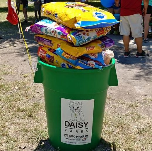 DaisyCares Pet Food Program